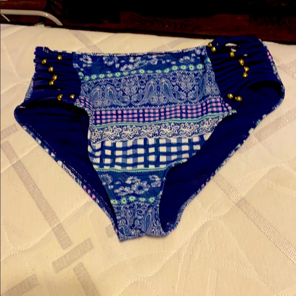 High waisted Bikini bottoms